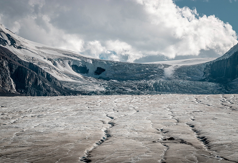 Columbia Icefields  |  Photo: Louis Paulin