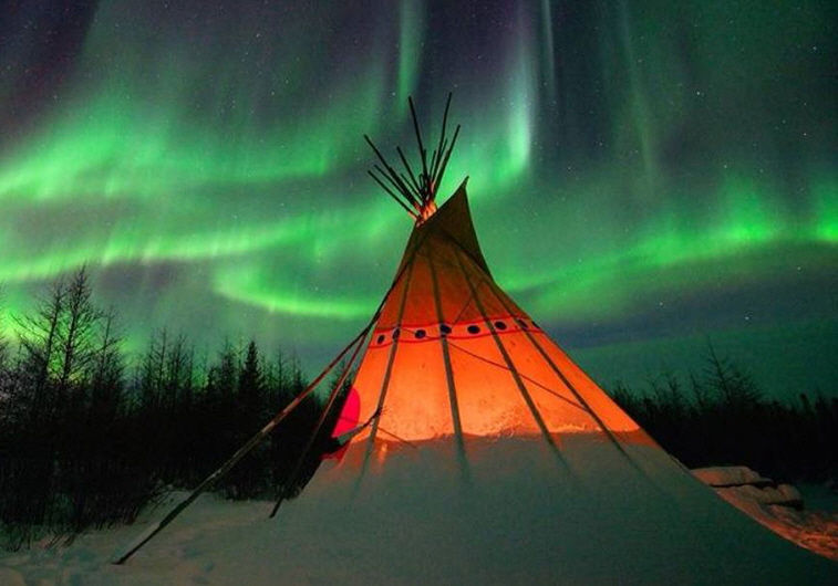 Northern lights with Natural Habitat Adventures in Churchill, Manitoba